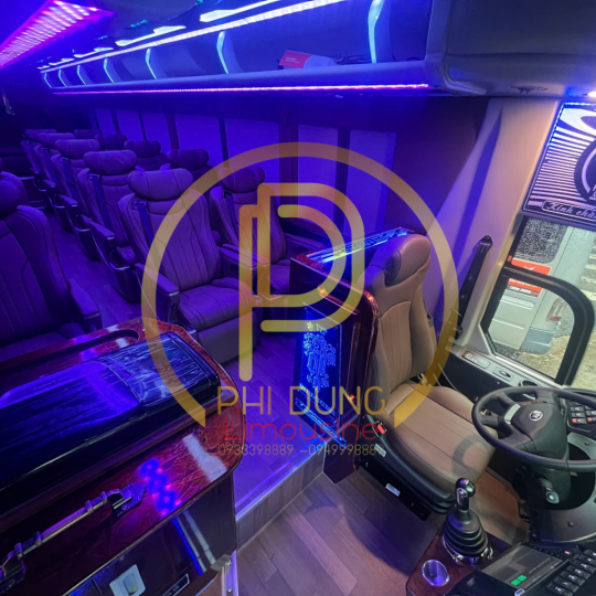Xe Cao Cấp - Limousine 20 chỗ 