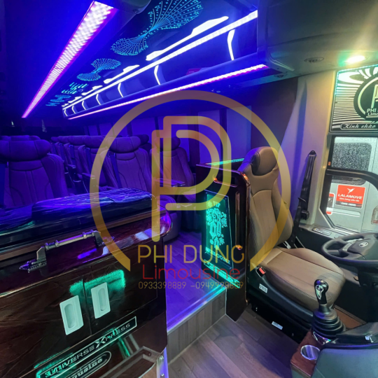 Xe Cao Cấp - Limousine 20 chỗ 