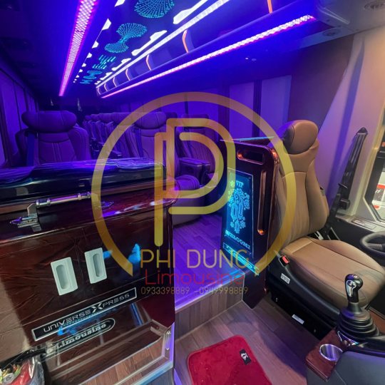 Xe Cao Cấp - Limousine 20 chỗ 